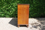 Beautiful 19th century solid English oak chest of drawers by renowned makers Gillows