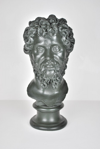 Bust