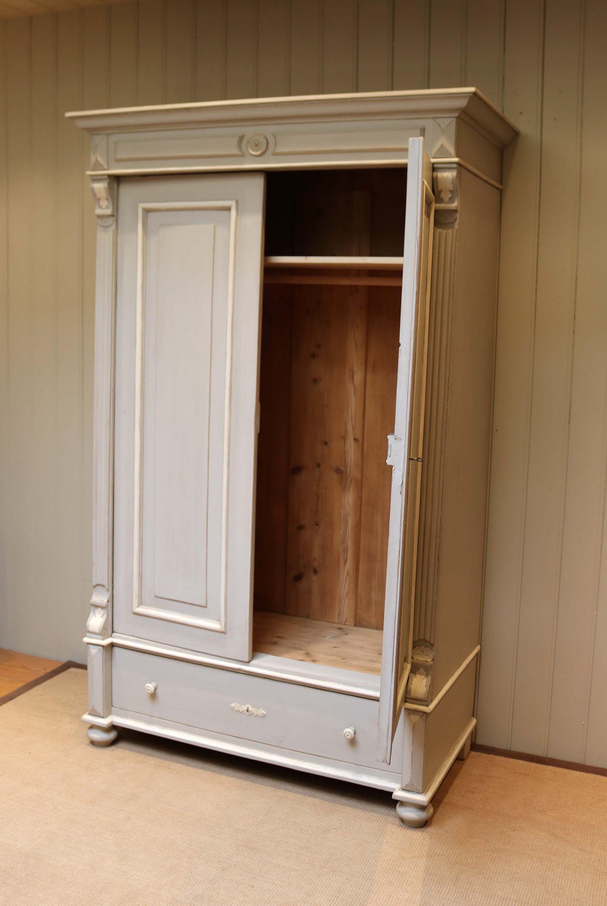 WORBOYS ANTIQUES & CLOCKS