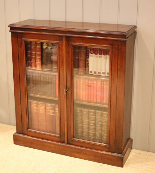 WORBOYS ANTIQUES & CLOCKS