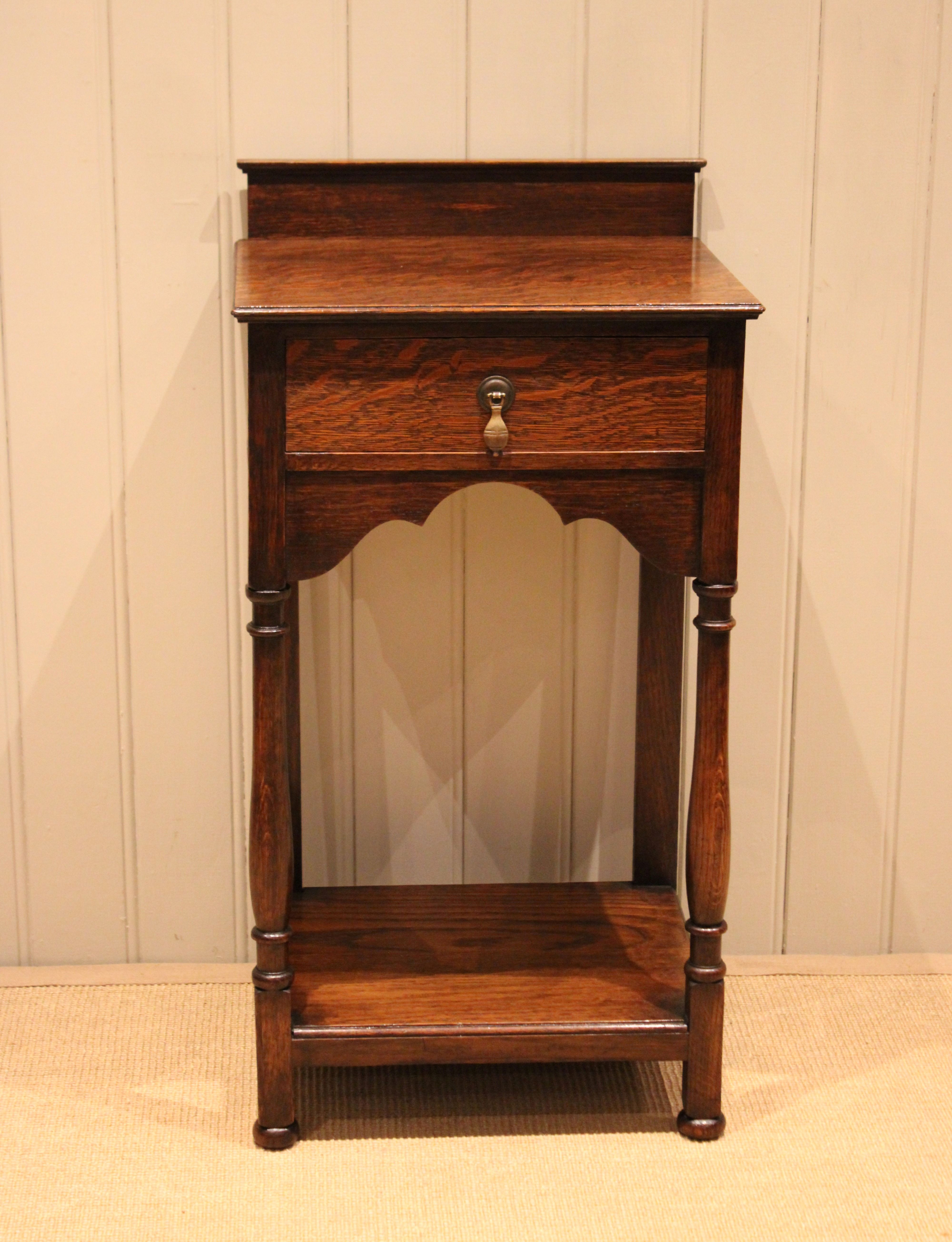 Small Proportioned Solid Oak Side Table