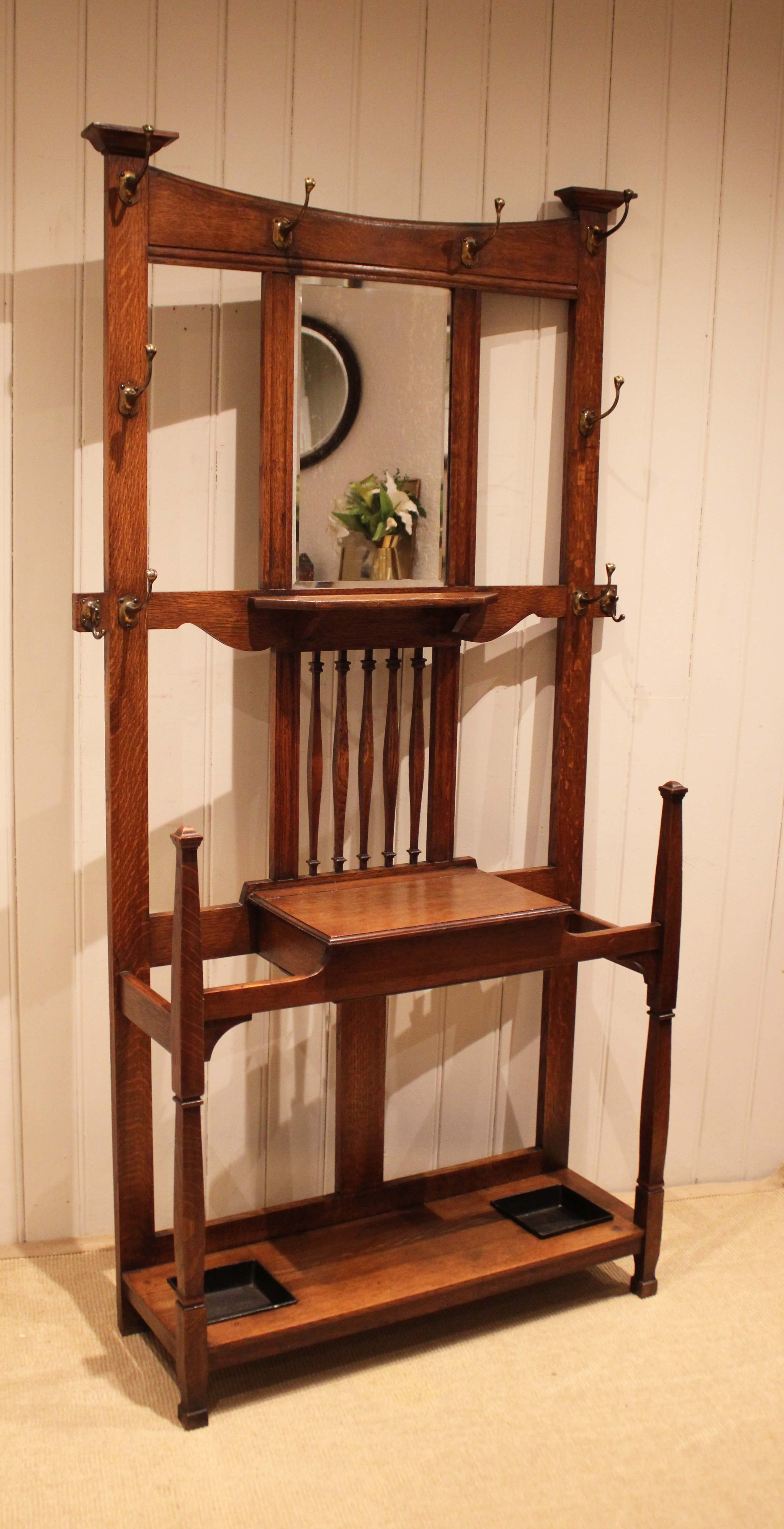 Substantial Arts & Crafts Oak Hall Stand