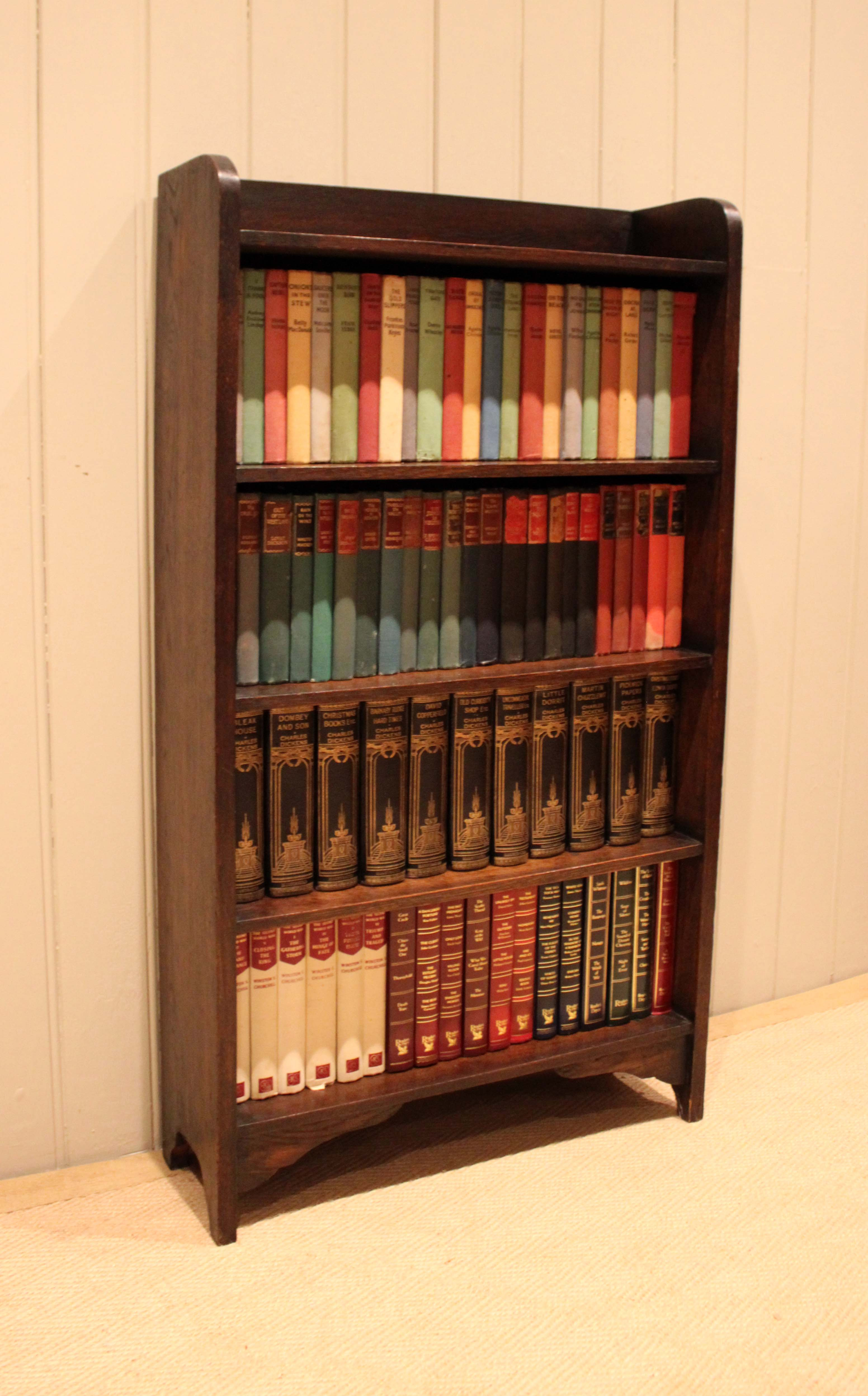 Oak Open Curved Top Bookcase